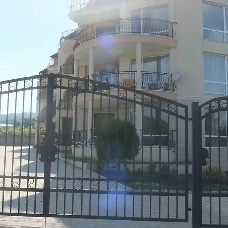South * Obzor